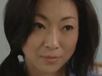 《ヘンリー塚本》ラブレターをくれた宅配業者を誘惑する奥様。そして始まる淫らな関係。淫乱、不倫ファック