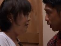 〖円城ひとみ〗キャンプ場での合コンからトイレで欲生した若い男に熟女も発情。「すっごい硬くなってる」そして始まる淫乱SEX