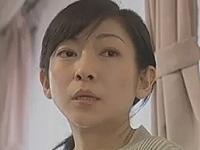 隣に住む奥様とはお茶友達。その亭主とは不倫関係の人妻。そんなスリルな情事がたまらない。