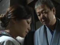 《ヘンリー塚本》奥様はほとんど寝たきり状態。旦那様に呼ばれると抱かれてしまう家政婦。淫らな日常。