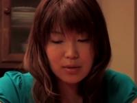 レイプされて始まった義父との淫らな関係。知らないのは出張を理由に浮気をしている夫だけ。嫁が抱かれる淫乱ファック