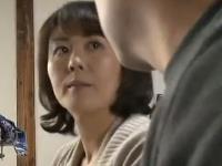 《円城ひとみ》「あ～男の臭い、たまらないは～あなたのものがしゃぶりたい」娘は病院。娘婿を寝取る熟女義母