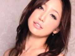 絶倫チンポで善がり狂って連続アクメする美魔女「やめないで～おかしくなっちゃう～もっと欲しい～」淫乱セックス