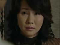 《赤坂ルナ》マンコを触られ男の誘いを受け入れる熟女。絶倫チンポでの発情、激逝きファック。《ヘンリー塚本》