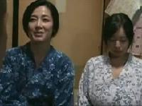 【ヘンリー塚本】同居を始めた熟女と娘をハメまくり。
