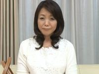 五十路の奥様はパイパンです。「中にいっぱいください～」激逝きしての中出しファック