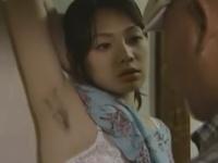 覗き行為から不倫している嫁の弱味を握った義父。もちろん目当ては嫁の身体。還暦を過ぎてもまだまだ現役、発情ファック
