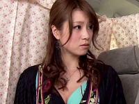 【熟女ナンパ】胸元がエッチでとても綺麗な奥さん。巨乳の乳首にマンコを拝見できる奇跡。しかもフェラチオが超絶品
