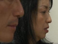 ＞薬で眠らせ婿が義母を昏睡レイプ。それに気付いた義母は怒りながらも自ら全裸となりその肉棒を味わう、そして妊娠・・・