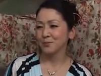 〖熟女ナンパ〗「40代ですか？」55歳の奥様が気を良くして最後には寝取られちゃいます。しかも中出し激逝きファック