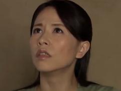 【井上綾子】「親父とずっとやってないんだってな、良かったら俺の使ってくれると嬉しいな」暴走した息子にレイプされる熟母