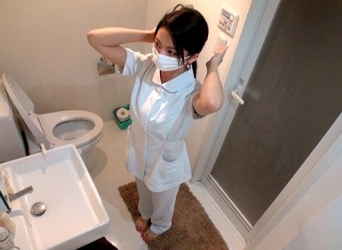 大学のマドンナだったギャルにマスク外させ巨根で突きまくり無様にアヘイキ様子を恥かしい幼児体型をライブチャットで晒す
