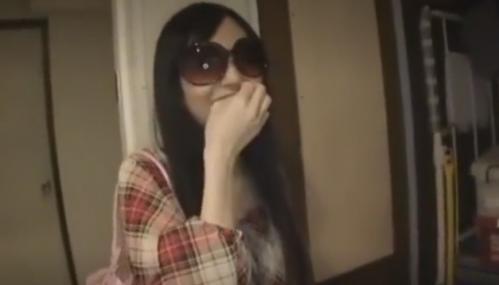 ドキュメンタリー撮影の美人女優におちんぽボロン！いつもはどうやってお口ご奉仕してるかの映像を収めないとね