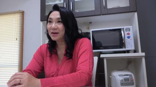 【永田成子】そのムッチムチ豊満熟女ボディが息子を狂わせてしまったのだ。お口で責任を取らないといけないな