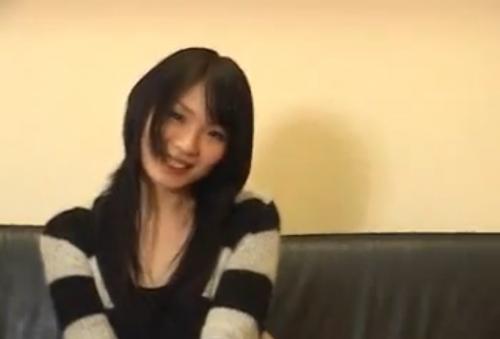 謝礼につられてセンズリ鑑賞！…のはずがちゅぱちゅぱじゅぼじゅぼしちゃう天使な女の子！