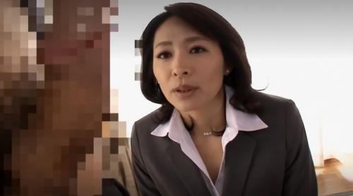 【矢部寿恵】すっごい…不登校児の巨根にメロメロになってしまった熟女女教師は夢中でしゃぶりついてしまうのだ