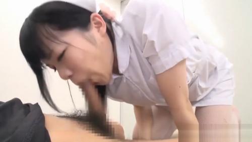 黒髪ソングの清楚ナースの献身的お口オマンコご奉仕で大量射精する喜びは史上最強