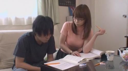 【松すみれ】メガネとニット巨乳がそばにいて勉強出来るわけないだろ！誘惑してんだろおおお！