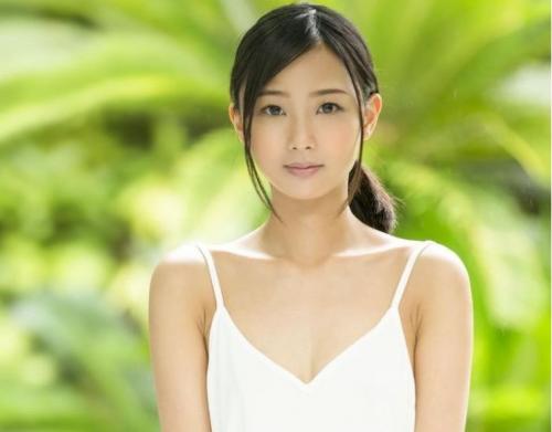１度しかしたことがない現役ＪＤが5年ぶりのセックス！華奢で小さいマ○コに極太チ○ポをめり込ませ、初めて膣奥で感じる！