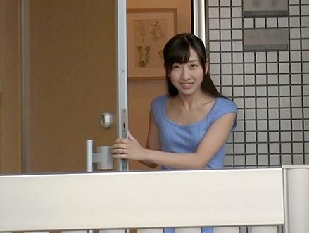 「もっと強く突いて…♡」子どもを迎えに行こうとする人妻を寝取る！久しぶりの激しく気持ちいいセックスに完堕ちｗｗｗ