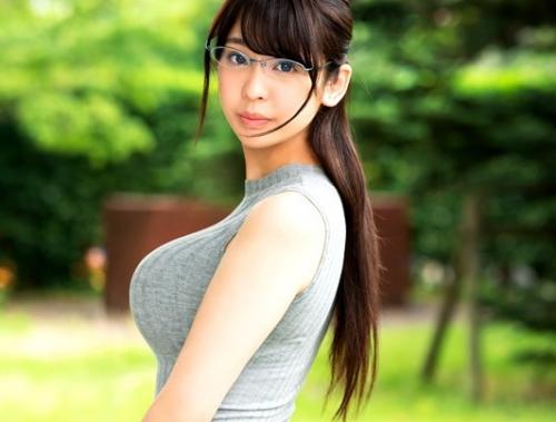 【Gカップ】地味なのに爆乳！ドM願望丸出しでマグロかと思いきや子宮ガン突きでチ●ポ墜ちｗｗ【酒井奈々未】