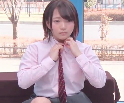 えっ！ここで脱ぐんですか､､､MM号にやってきた神ロリ女子高生！おっぱい刺激されて超発情！激ハメ悶絶絶頂ｗ