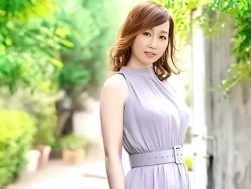 透明感しかない美魔女しか勝たんｗｗｗｗｗ四十路迎えて覚悟のAV撮影する専業主婦が肉食すぎるぞ！！！うまのり騎乗位腰振り