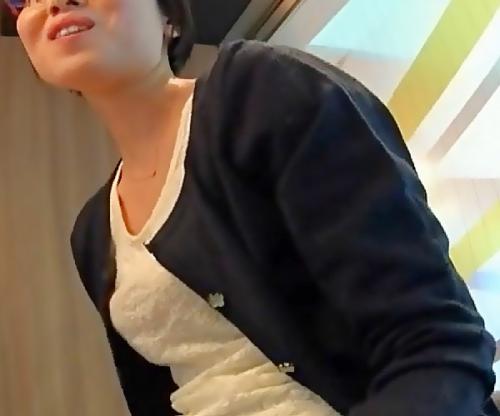 少しだけなら､､､♡一人呑みするインテリ美人を酔わせてホテルに連れ込み！アルコールにのまれてただのドスケベ変態だったｗ