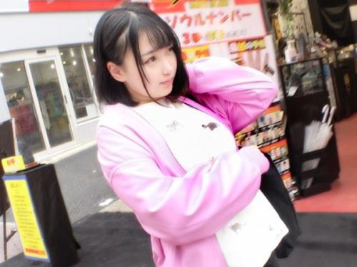 くそ可愛ええなぁｗｗｗｗｗ買い物途中のハタチ学生を捕獲性交！お決まりの下着チェックから早熟Ｅ乳バディを頂いちゃうぜ！！！