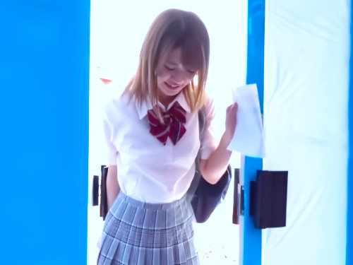 高校生なのにMM号に寄り道したらアカンやろｗｗｗｗｗセンズリ鑑賞でロリマン爆濡れ？！秒でペニス挿入を許した素人JK