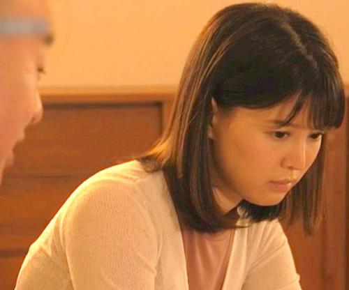 少しだけならいいだろｗｗｗ清楚な若奥さんがエロジジィに強姦されて絶倫メガチンポにハマってしまうぅ！！