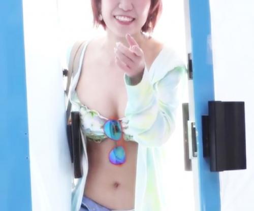 鬼ピストン震えるデカ乳すげｗｗｗｗｗ「少しだけですよぅ♡」最強ボインの水着娘が大人チンポから洗礼セックス！