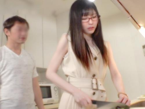 「キミとなら何発でもヤれちゃうね､､､♡」女先輩ＯＬが制服ＪＫ姿に着替たら淫女化して逆レイプので腰振りラッキースケベ！！