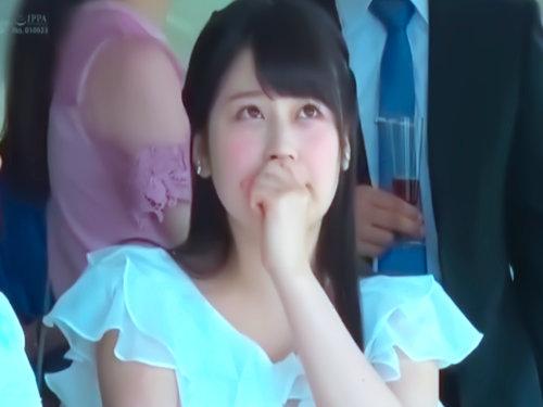 同送会帰りににMM号に寄り道しちゃったら最悪？！「みんな見てるの？」元クラスメイトに視姦シコシコされる美巨乳ロリっ子！！