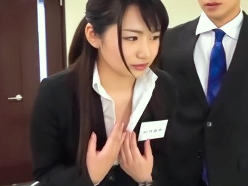 どうしても内定が欲しい女子大生には遠慮なく？！「鬼畜すぎるｗｗｗ」悪徳面接官からセクハラ羞恥…中出しされても泣き寝入り♪