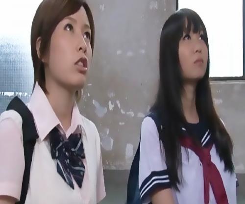 これは胸糞がすぎるだろｗｗｗ生活に困った巨乳姉妹が頼った先で鬼畜家族に犯され続けるとかｗｗｗ