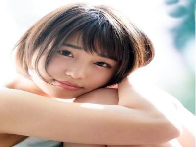 奇跡の美少女が初めての人前ＳＥＸで敏感すぎる体を弄られガチイキする姿は必見！！唯井まひろ　