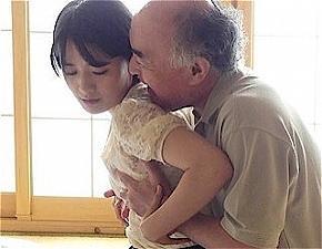 向井藍　純粋な清楚若妻さんがハゲ老人に献身的な性的介護とかｗｗｗ