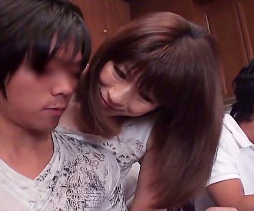 おまんこ挿れたいんでしょぉ､､､？スケベ熟女が魅せる痴女プレイは手コキ足コキ焦らしテクニックで金玉すっからかんｗｗｗ