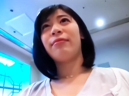 人妻なのに簡単にホテルに行っちゃうのは欲求不満？！「エロ豹変ｗｗｗ」SNSゲットしたルックス最強の巨乳美魔女！浮気NTR