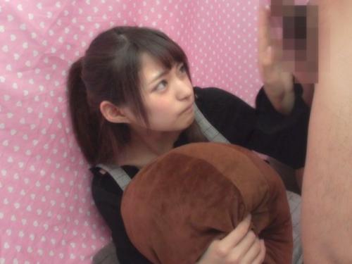 「ちょ！近いってばぁー－ーッ」露出デカマラにドン引きだけど股間は激濡れ！ウブカワJDが絶倫童貞に生姦キメられちゃったぁ！
