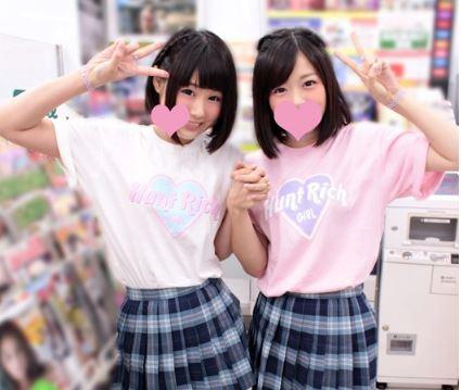 ミニロリ系ユルカワ女子高生二人とハーレム乱交！弾けるボディを弄られてツルツルおまんこびしょ濡れ！！