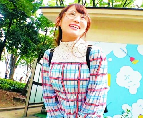 「恥ずかしいけど感じちゃう､､､､♡」地味メガネだけどカラダは一級品ｗｗｗｗスタイル抜群のカラダは敏感すぎて愛液まみれ