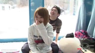 マジックミラー号にやってきた関西系ギャル！！恋人未満の男友達とマッサージからと欲情しちゃってノリで生挿入！！