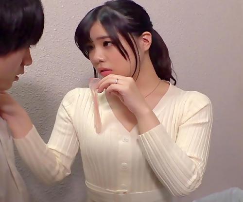 旦那よりすっごい感じるぅ､､､♡♡ドスケベ巨乳奥様は自宅不倫で他人棒に激ハメされてイキ狂ってるｗｗｗ