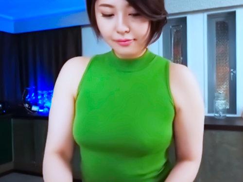 母さん､､乳首勃ってるけど･･･？！「ノーブラ爆乳やべｗｗｗ」息子に迫られ秒速で濡れる人妻熟女は近親セックス依存症♪
