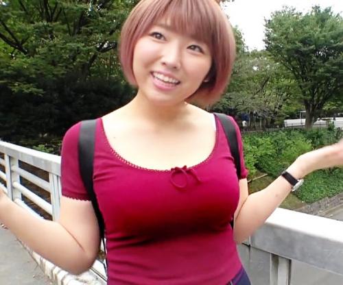 パイオツでっけーーー！国宝級Ｊ乳をバインバインゆらしてスケベな腰振り絶頂が止まらないエロエロ娘ｗｗｗ