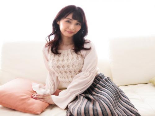男性経験少な目のアラフォー美魔女､､子宮泣きまくり膣痙攣ｗｗｗｗｗスレンダー美乳ボディが快感潮まみれの悶絶絶叫の鬼絶頂！