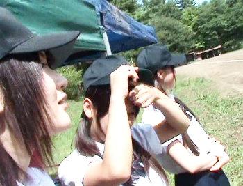 衝撃すぎるハメ撮りが流出マジキチｗｗｗｗｗクラブ合宿に同行する女子マネが部員やコーチの射精用の肉オナホになっちゃったぁ！