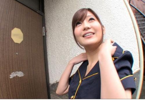 石原莉奈　憧れの人気女優がお宅訪問！！突然の訪問に戸惑いながらも台本無しのガチセックス！！